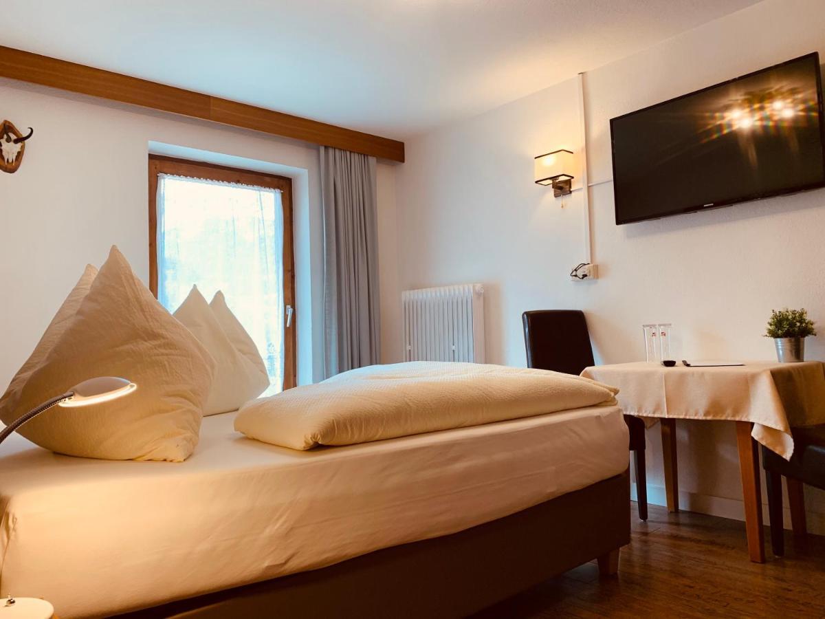 Pension Jagerhof - Sommercard Inkl - 5 Min Zum Hochzeiger Йерценс Екстериор снимка
