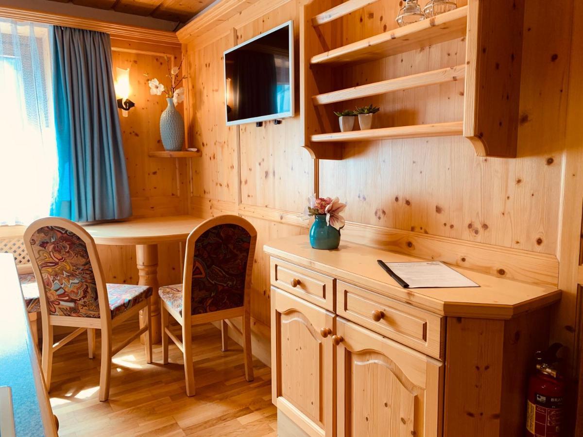 Pension Jagerhof - Sommercard Inkl - 5 Min Zum Hochzeiger Йерценс Екстериор снимка