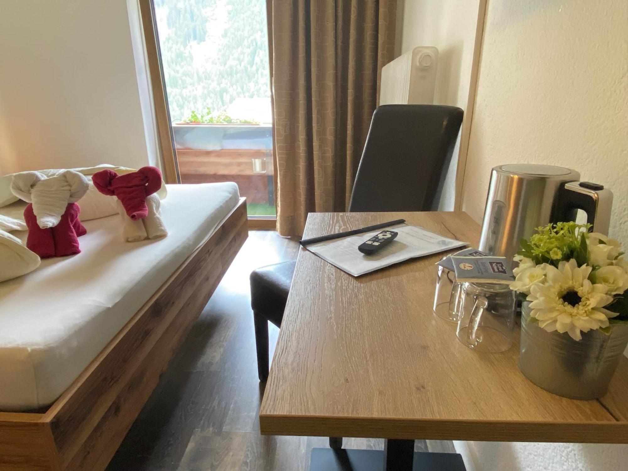 Pension Jagerhof - Sommercard Inkl - 5 Min Zum Hochzeiger Йерценс Екстериор снимка