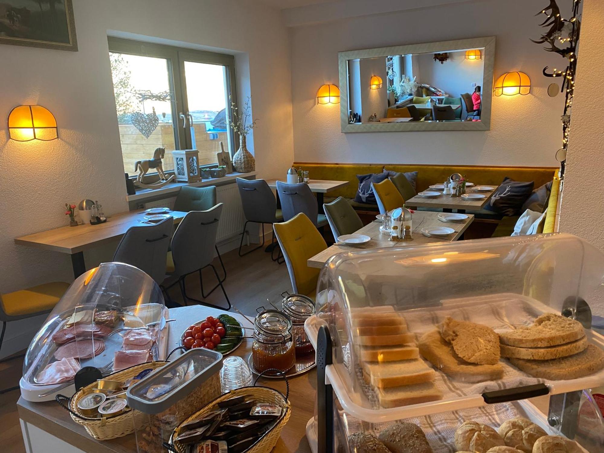 Pension Jagerhof - Sommercard Inkl - 5 Min Zum Hochzeiger Йерценс Екстериор снимка