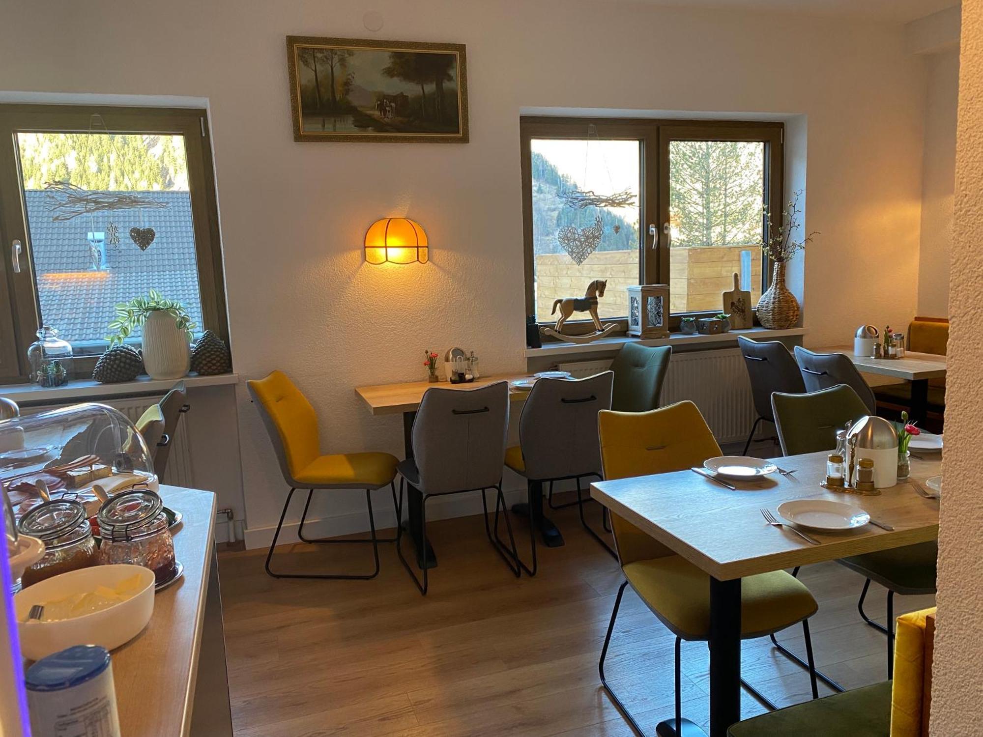 Pension Jagerhof - Sommercard Inkl - 5 Min Zum Hochzeiger Йерценс Екстериор снимка